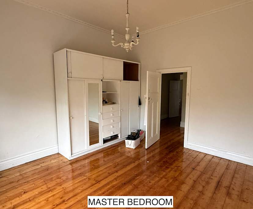 Whole property with 3 rooms for rent
