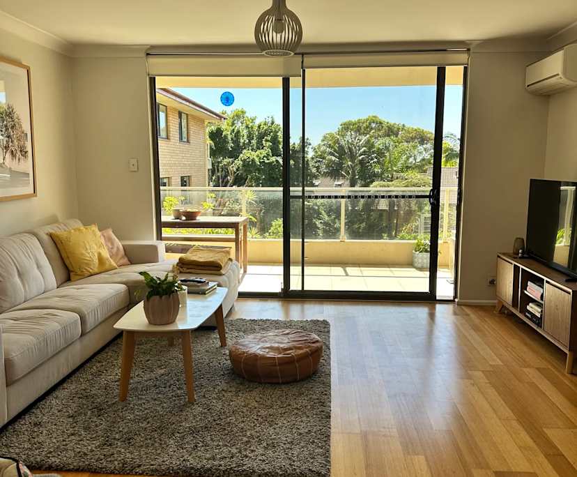 Unfurnished room in a flatshare