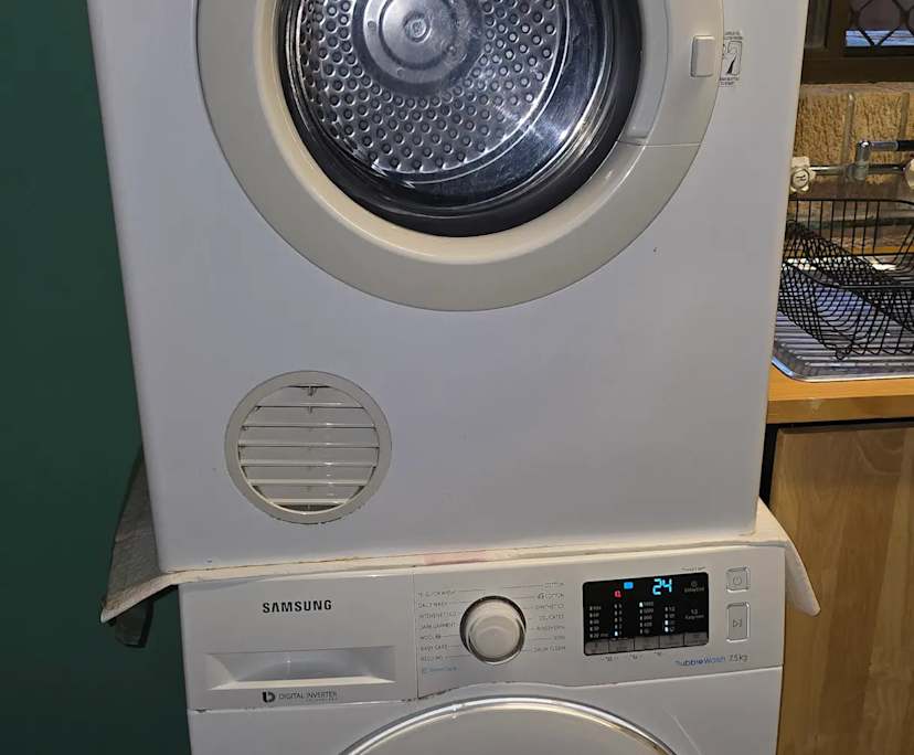 $380, 1-bed, 1 bathroom, Ferny Grove QLD 4055