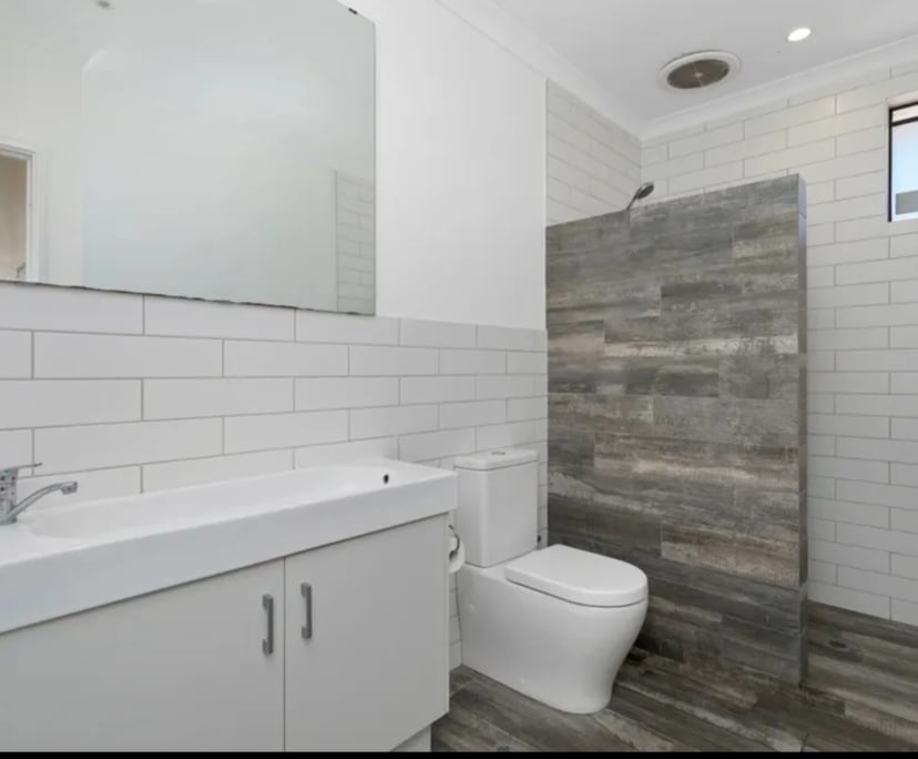 $200, Share-house, 6 bathrooms, Rivervale WA 6103