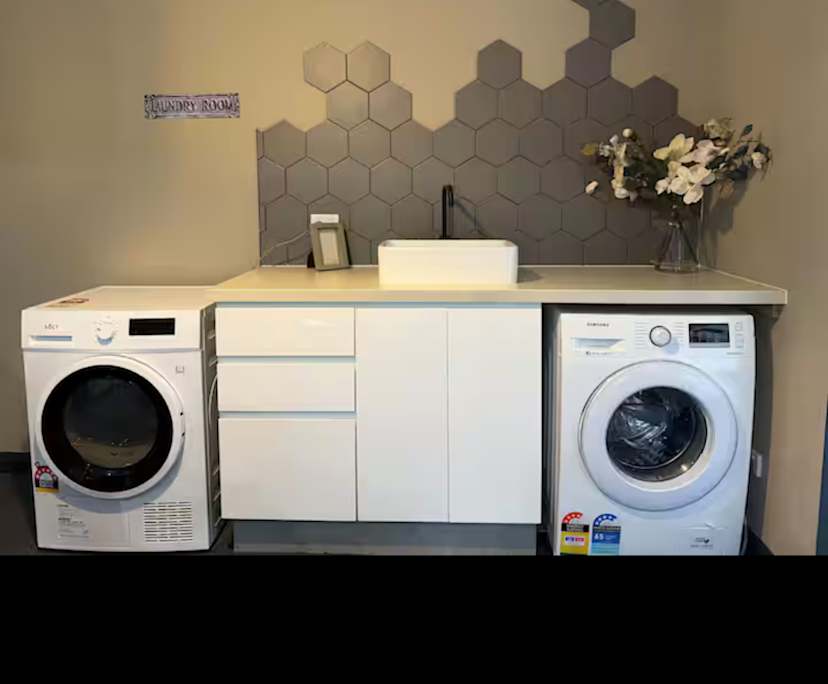 $420, Share-house, 6 bathrooms, Belmont VIC 3216