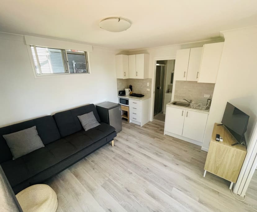 $450, Granny-flat, 1 bathroom, Jamboree Heights QLD 4074