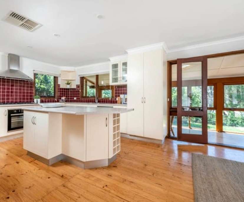 $250, Homestay, 4 bathrooms, Spence ACT 2615