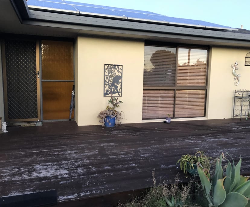 2 Rooms for Rent in Banksia Beach, Brisbane 225,