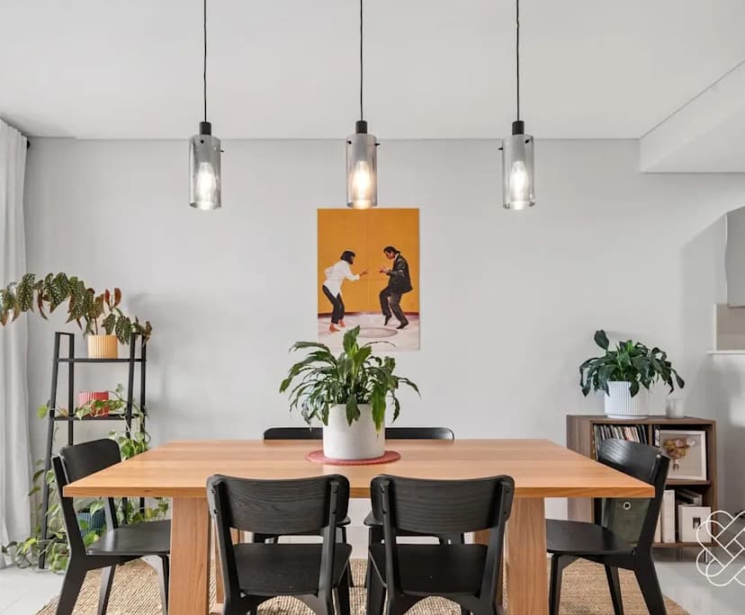 Unfurnished room in a flatshare