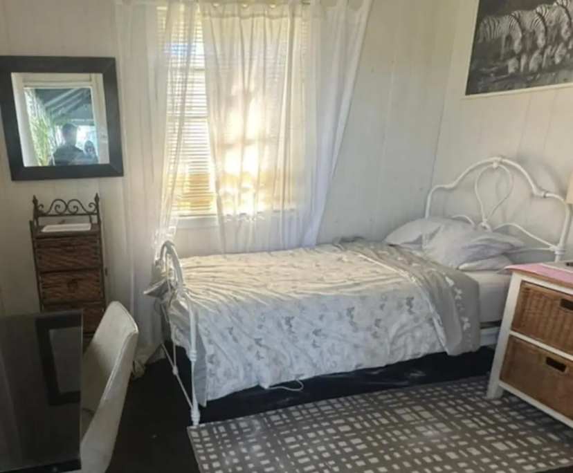 $255, Homestay, 2 rooms, Yeerongpilly QLD 4105, Yeerongpilly QLD 4105