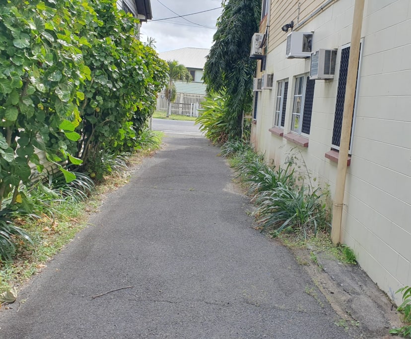 $300, Share-house, 6 bathrooms, Parramatta Park QLD 4870