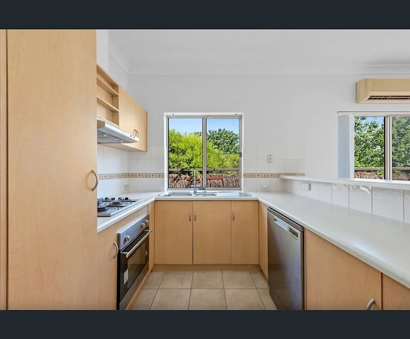 Unfurnished room in a share house