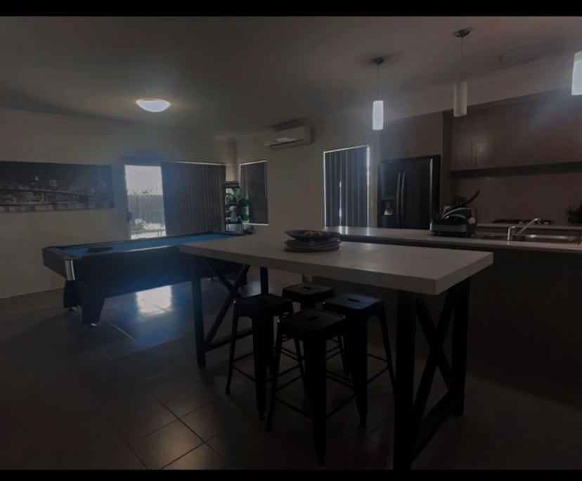 Room in a share house