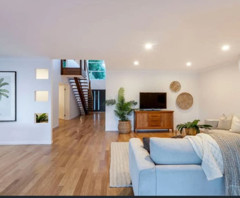 $250-400, Share-house, 2 rooms, Broadbeach Waters QLD 4218, Broadbeach Waters QLD 4218