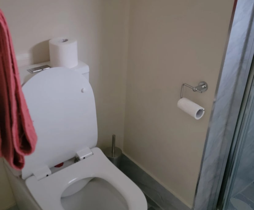 $275, Share-house, 5 bathrooms, Notting Hill VIC 3168