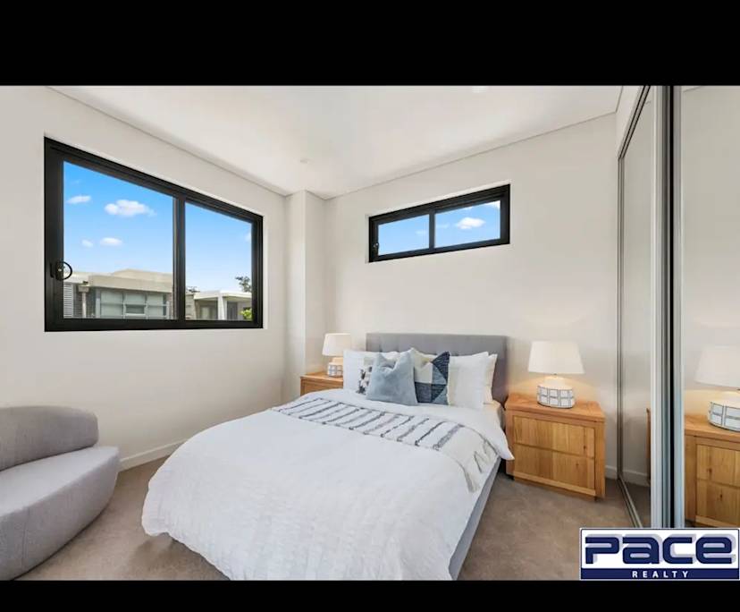 Furnished room with ensuite in a flatshare