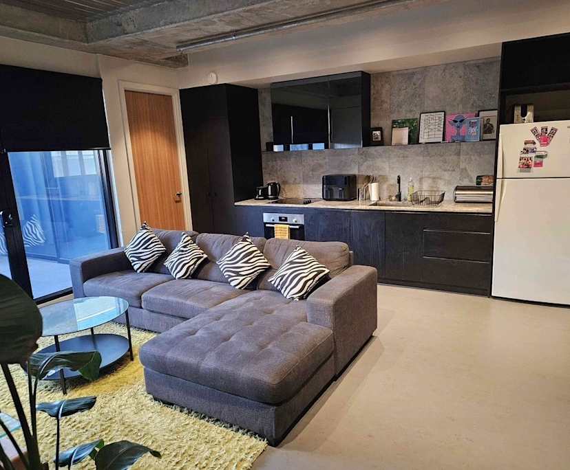 propertyImage