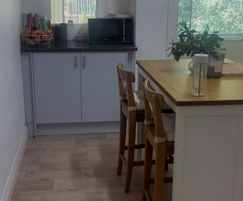 Whole property with 2 rooms for rent