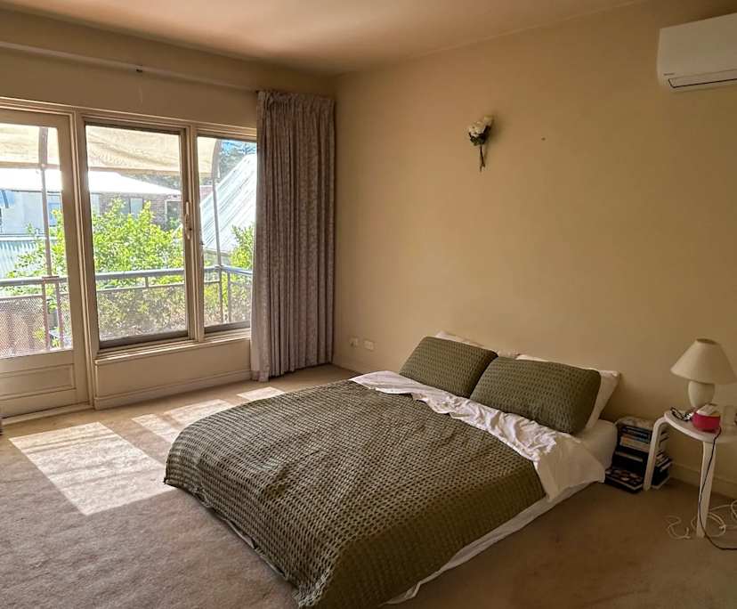 Room with ensuite in a share house