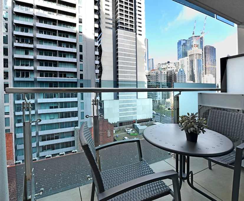 $1,075, Whole-property, 2 bathrooms, West Melbourne VIC 3000