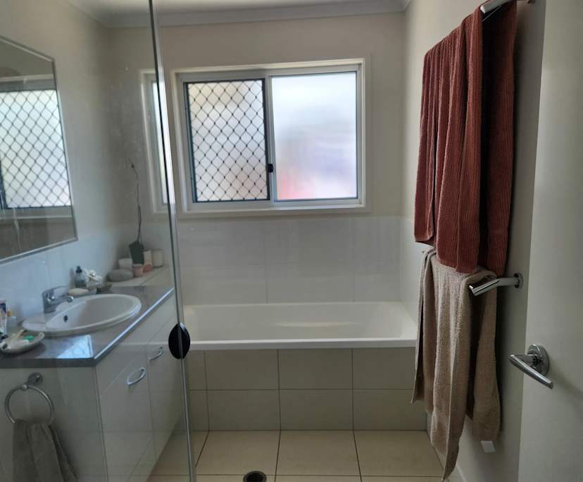 $280, Share-house, 4 bathrooms, Palmview QLD 4553