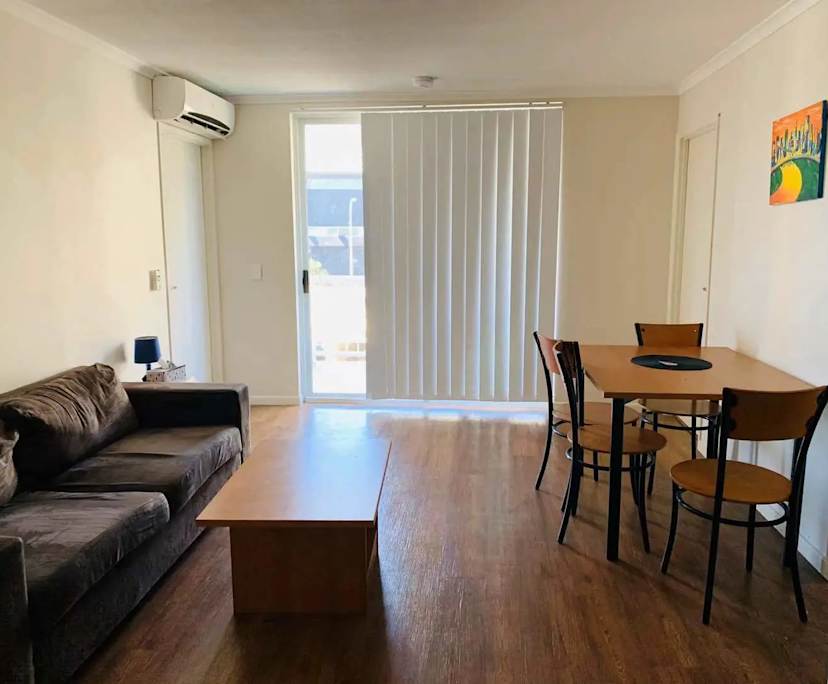$330, Flatshare, 3 bathrooms, South Brisbane QLD 4101