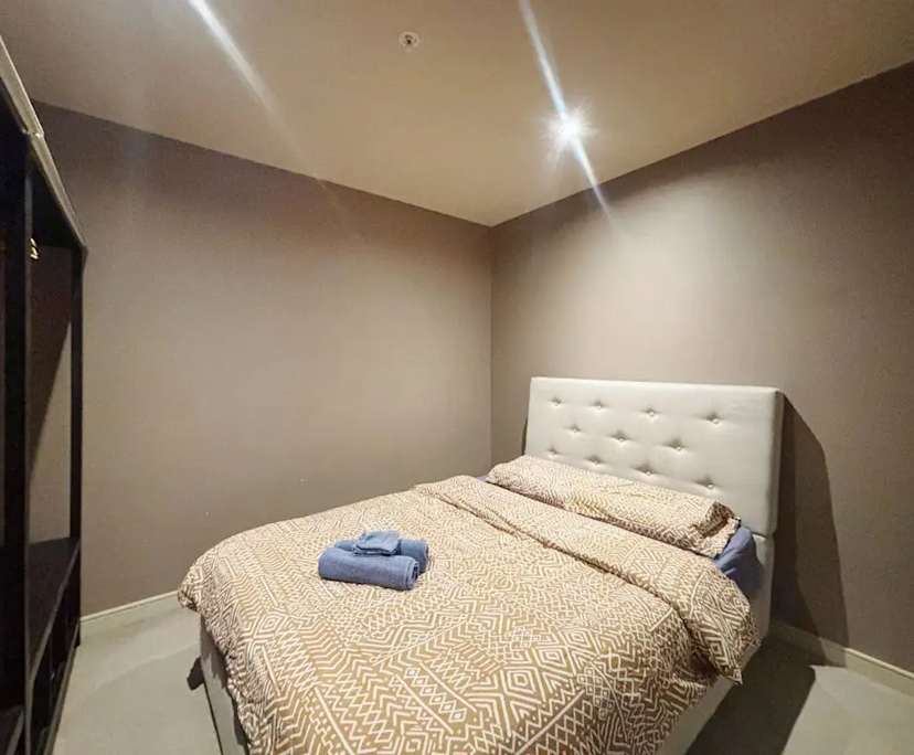 $830, Whole-property, 2 bathrooms, West Melbourne VIC 3000