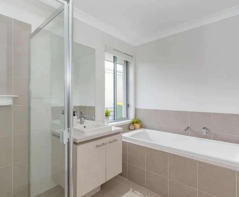 Furnished room with own bathroom