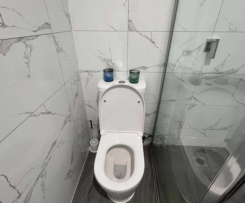 Room in a share house