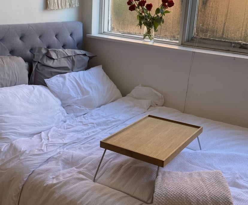 Furnished room in a flatshare
