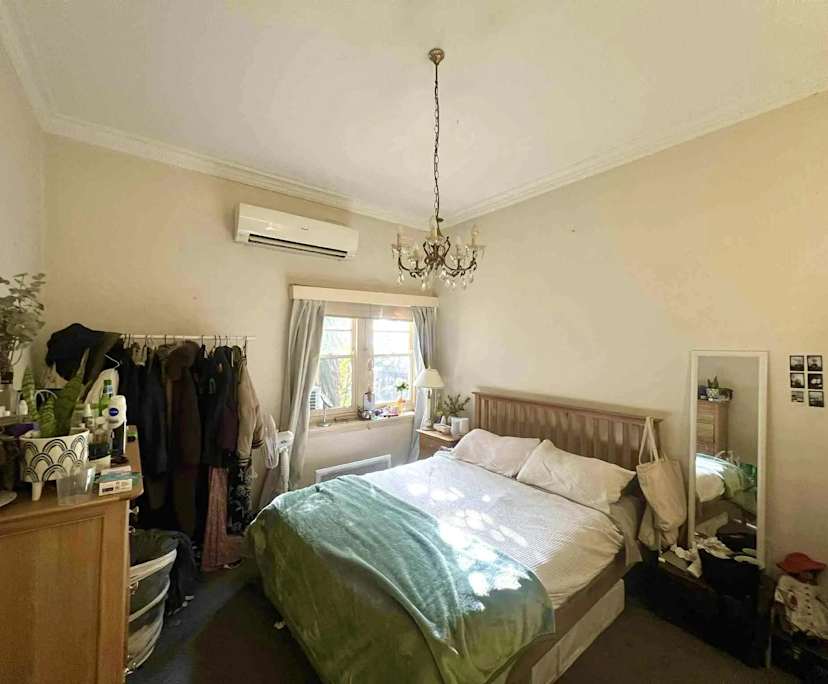 Unfurnished room in a share house