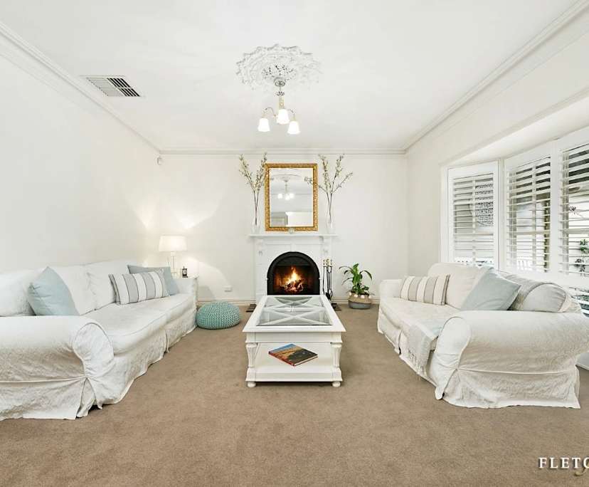 $1,200, Whole-property, 4 bathrooms, Nunawading VIC 3131