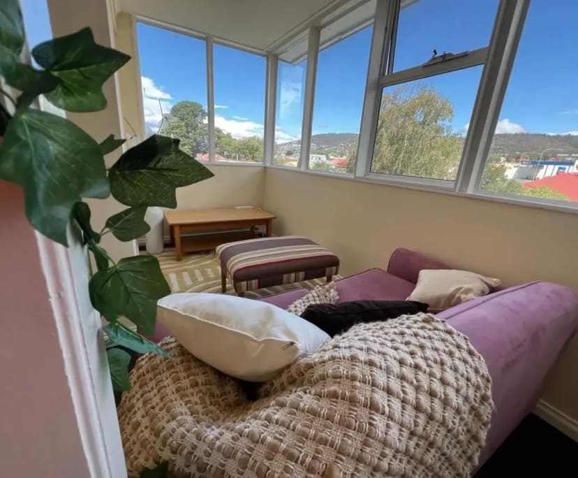 Room for Rent in Sandy Bay, Hobart 249, Furnished...