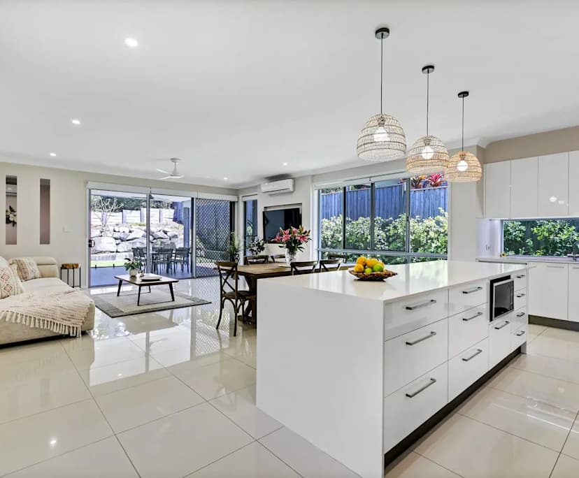 Furnished room in a share house