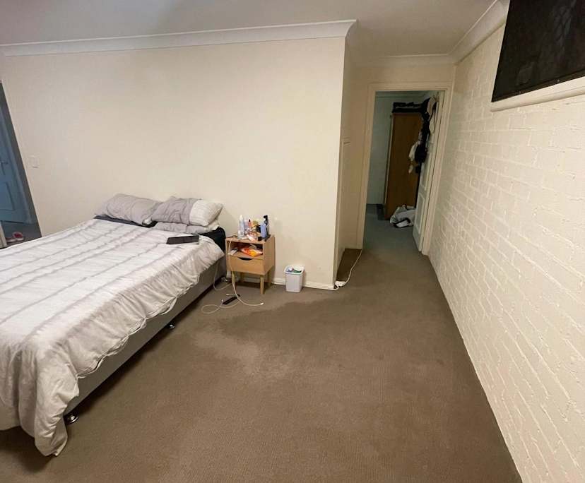 Unfurnished room in a share house