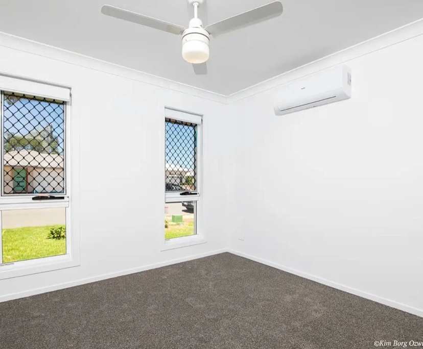Unfurnished room with own bathroom