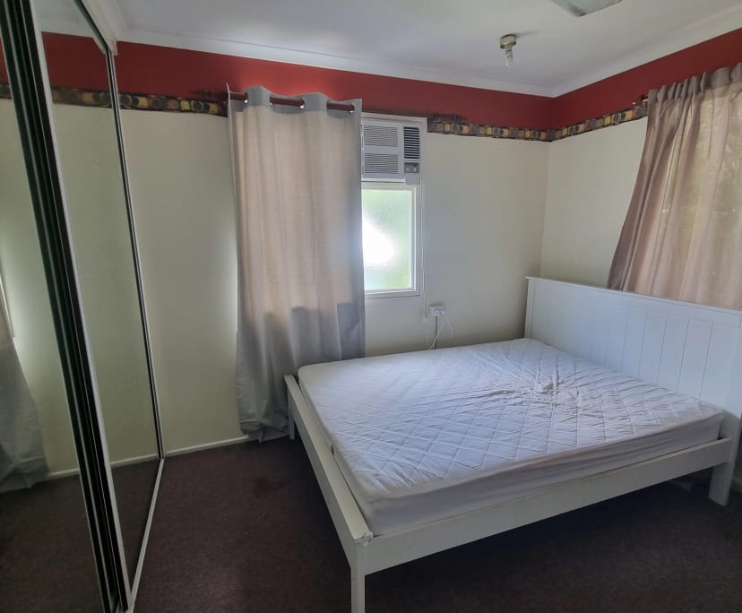 $180, Share-house, 5 bathrooms, Douglas QLD 4814