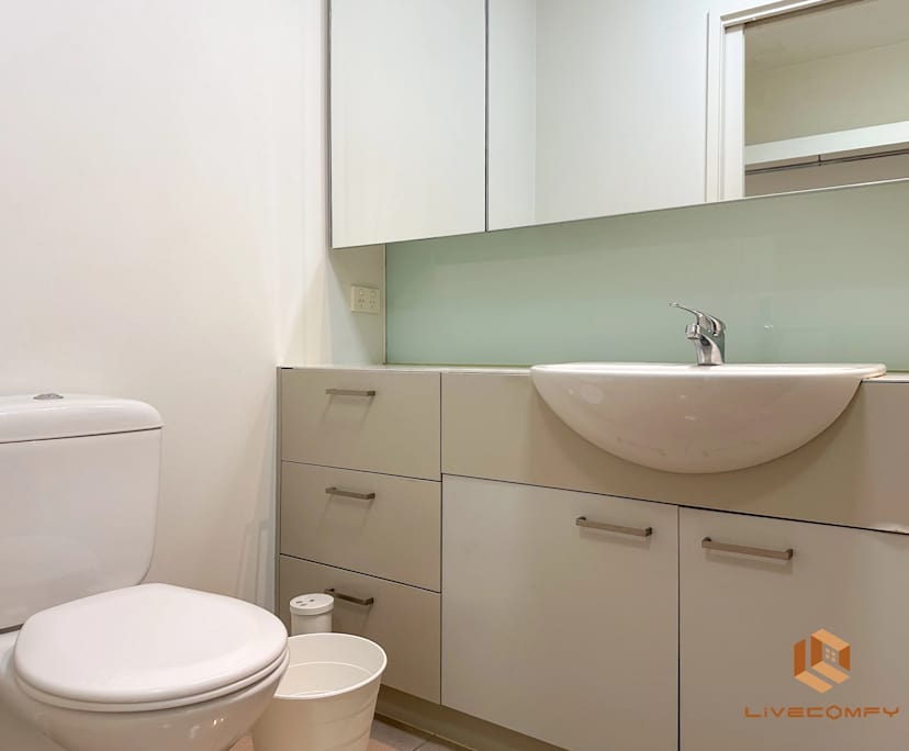 $420, Flatshare, 3 bathrooms, Docklands VIC 3008