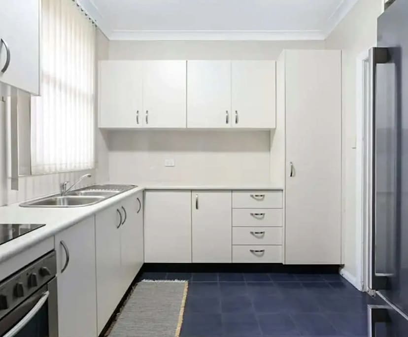 $360, Share-house, 3 bathrooms, Gymea NSW 2227