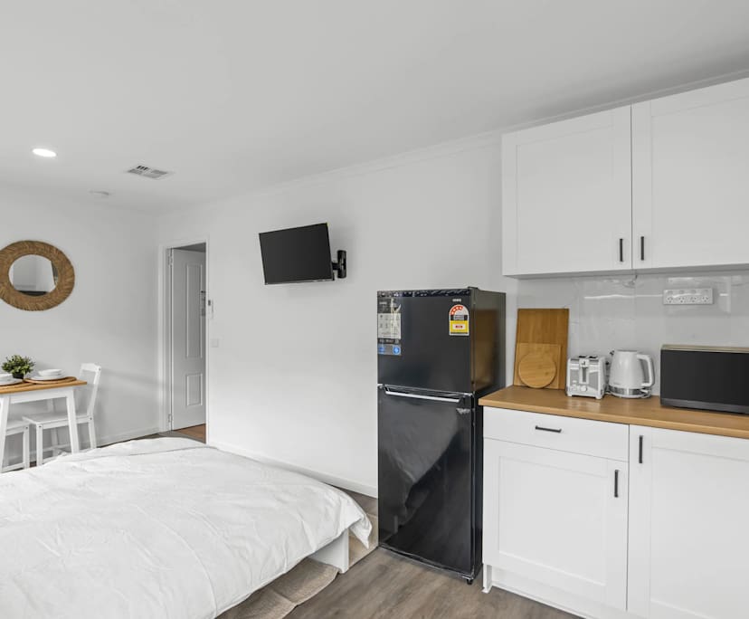 $200, Share-house, 6 bathrooms, Wyndham Vale VIC 3024