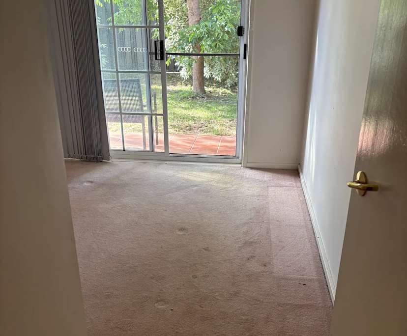 Unfurnished room in a share house