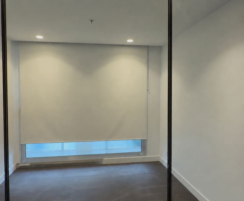 Unfurnished room with own bathroom