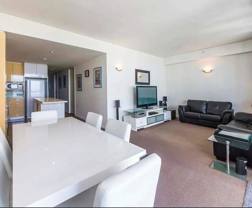 $330, Flatshare, 3 bathrooms, East Perth WA 6004