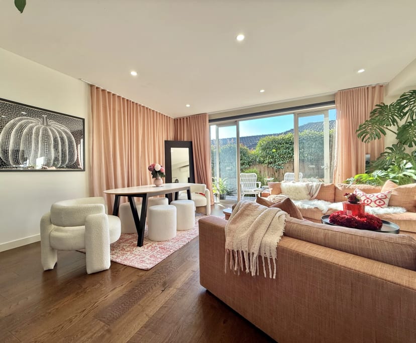 Room in a share house