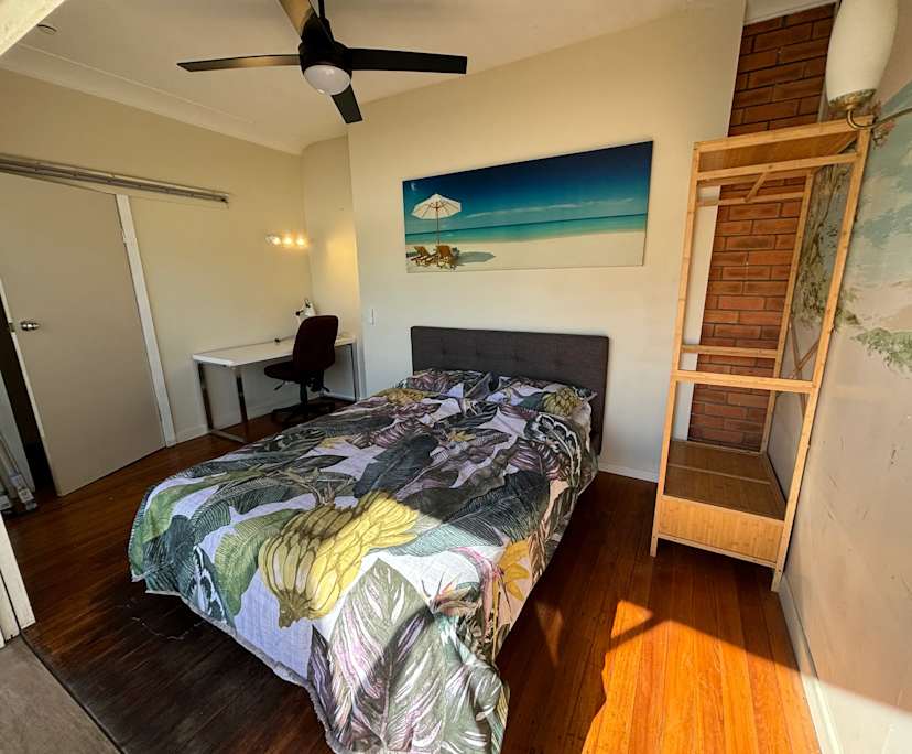 $295, Share-house, 5 bathrooms, Saint Lucia QLD 4067