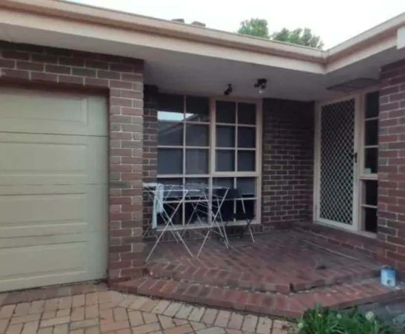 2 Rooms for Rent in Burwood, Melbourne 220, Flexi...