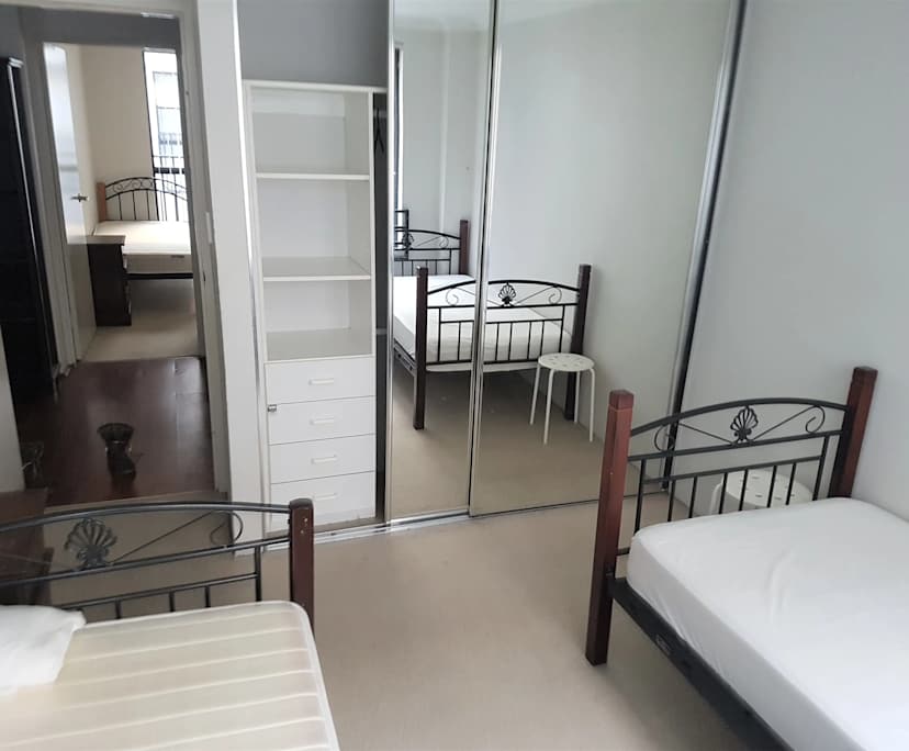 $265, Flatshare, 2 bathrooms, Chippendale NSW 2008