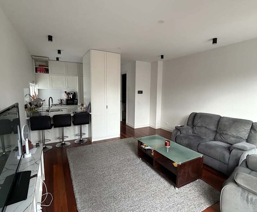 Furnished room in a share house