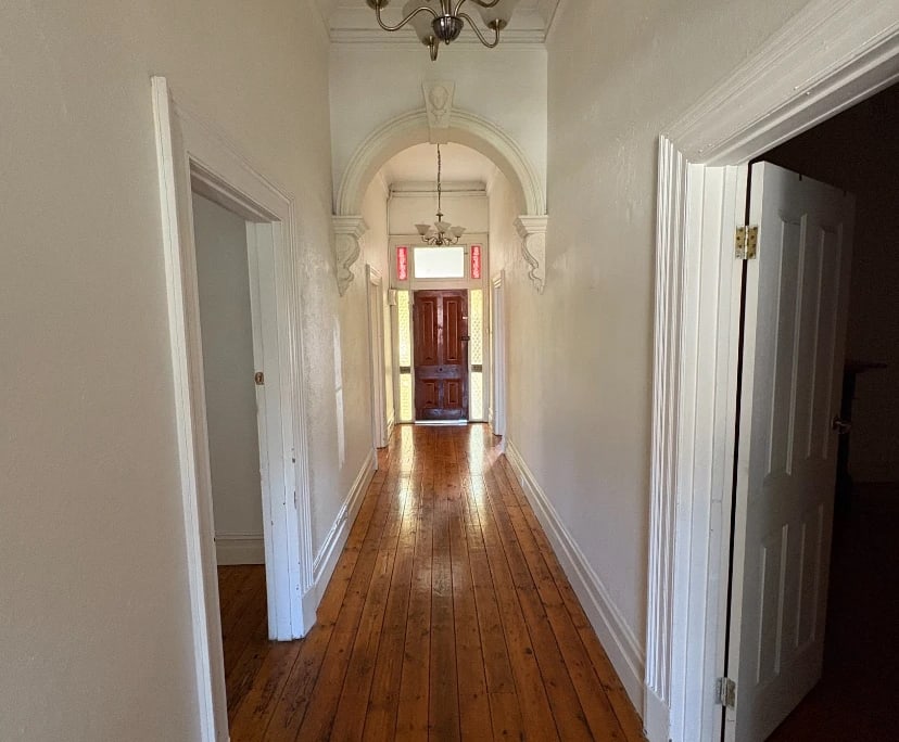 Unfurnished room in a share house