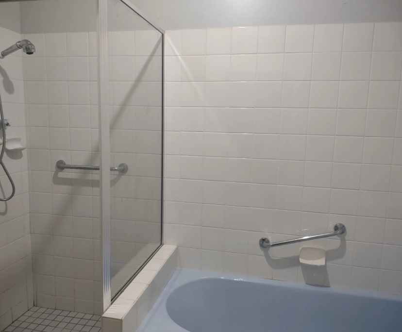 $350, Share-house, 3 bathrooms, Springwood NSW 2777