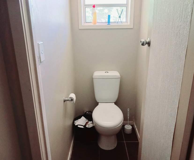 $250, Share-house, 3 bathrooms, Lawnton QLD 4501