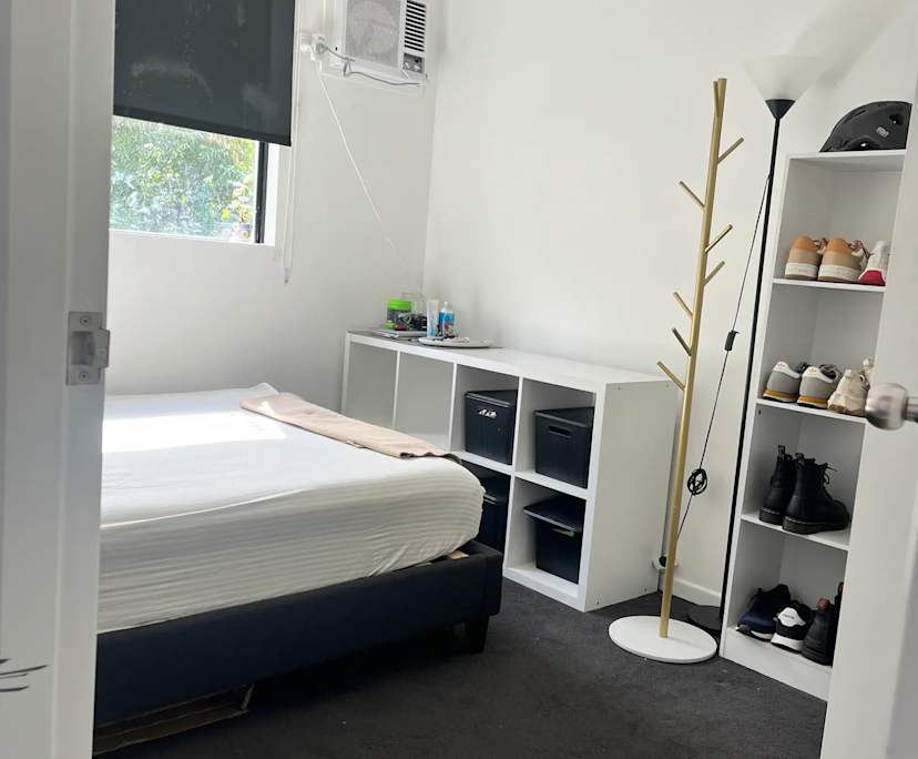 $320, Flatshare, 3 bathrooms, Parramatta Park QLD 4870