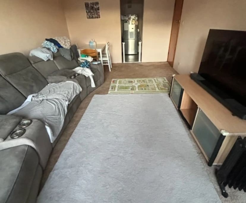 Whole property with 2 rooms for rent