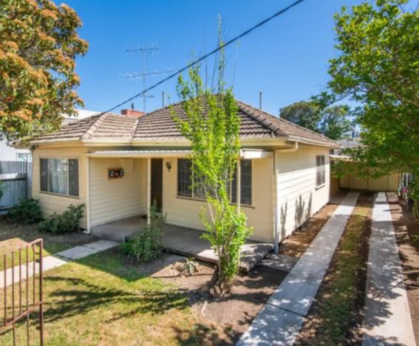 Shared Room for Rent in Shepparton, VIC 300, Flex...